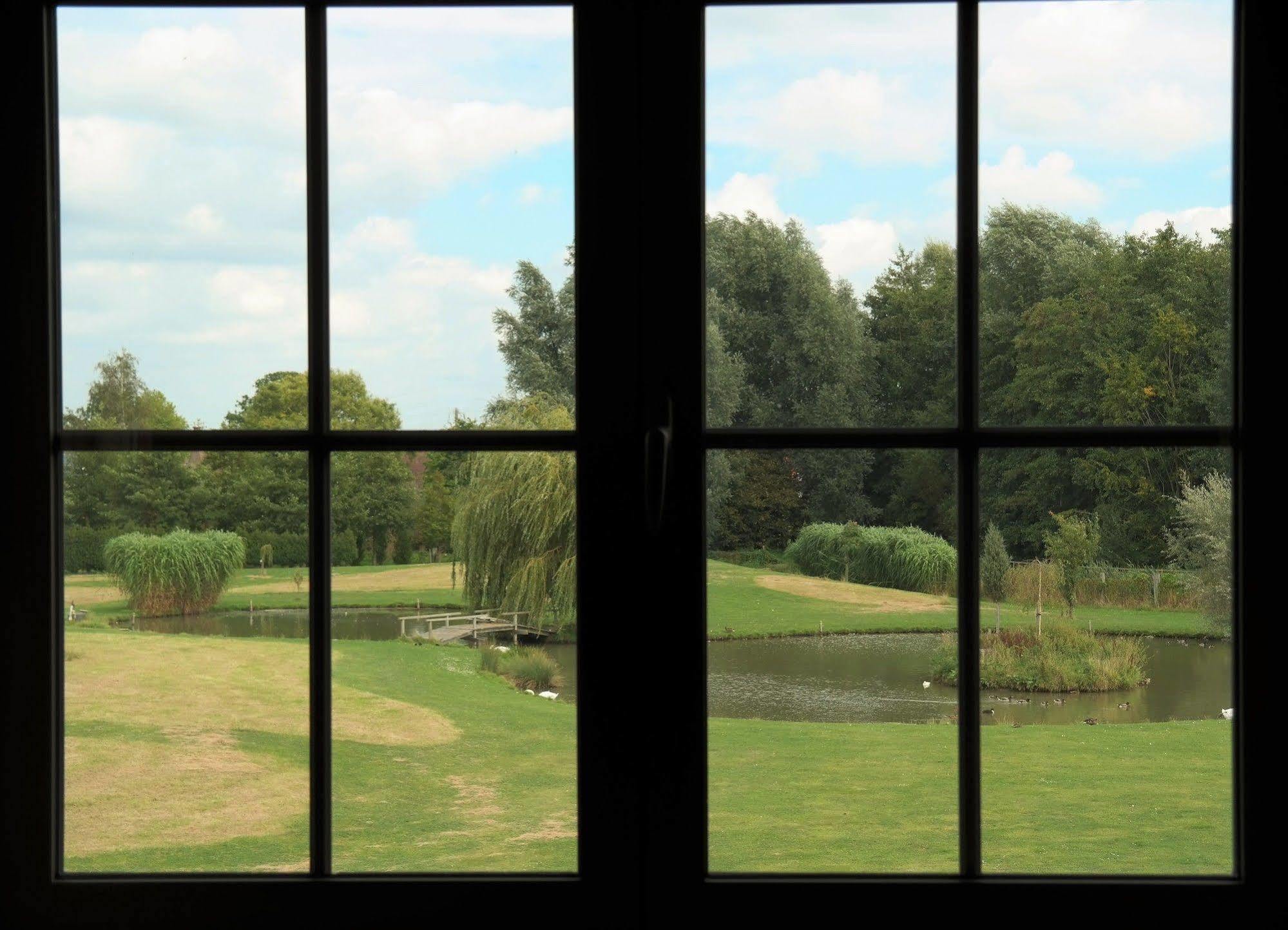 Country Lodge Hotel Moriaanshoofd Oudenaarde Exterior photo